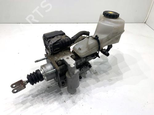 servo-brake-toyota-corolla-estate-_e21_-2019-39347965 main image