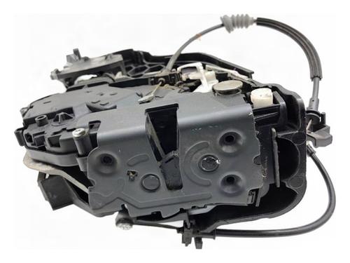 Used Rear right lock Rear right lock VOLVO S40 II (544) 2.0 D (136 hp) 40521482 40521482