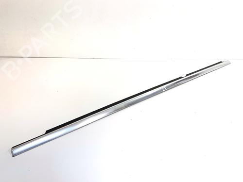 drliste-mercedes-benz-e-class-w212-2009-2010-2011-2012-2013-2014-2015-2016-39352553 main image