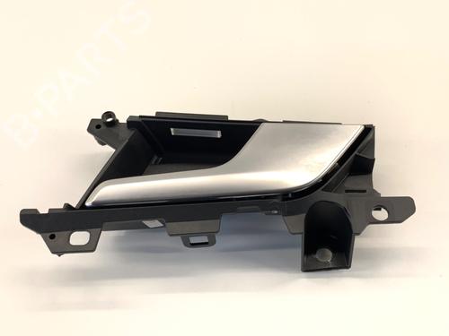 Used Rear right interior door handle Rear right interior door handle 39334713 39334713