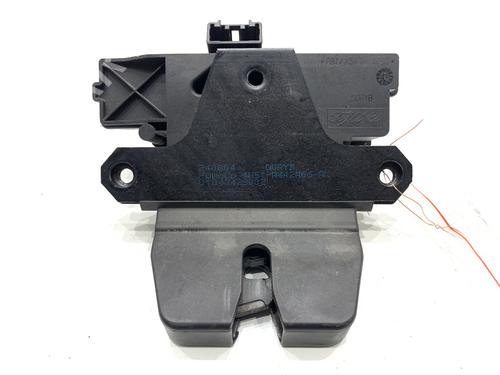 tailgate-lock-volvo-v50-545-2003-2004-2005-2006-2007-2008-2009-2010-2011-2012-39302733 main image