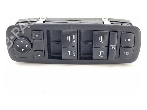 switch-chrysler-pacifica-ru-2016-39357885 main image