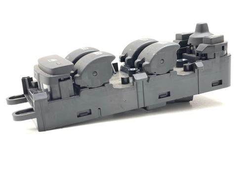 Switch VOLVO V40 Hatchback (525) D3 | BP39378623I30 - Image 2