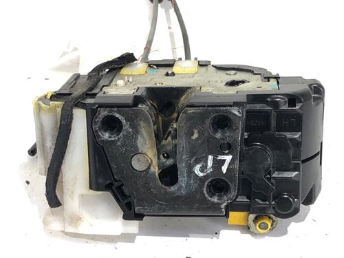 front-left-lock-hyundai-i20-i-pb-pbt-2008-2009-2010-2011-2012-2013-2014-2015-39295571 main image
