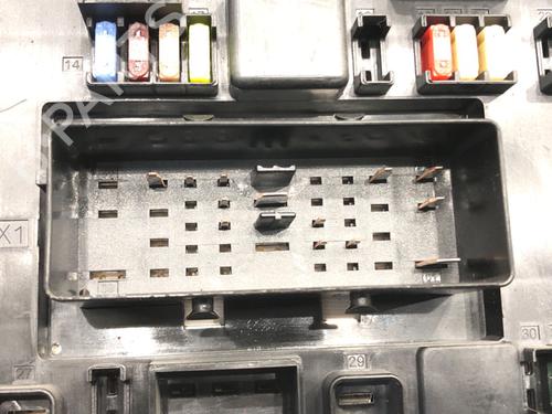 Fuse box OPEL ASTRA J (P10) 1.4 Turbo (68) | BP39276458E1 - Image 4