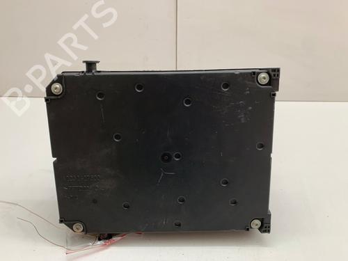 Fuse box CITROËN C4 Picasso II 1.6 THP 165 | BP39388343E1 - Image 3