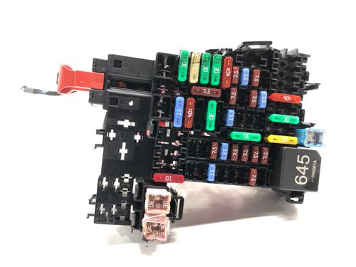 Used Fuse box Fuse box 39312334 39312334