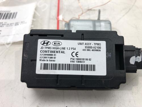 Electronic module KIA CEE'D Sportswagon (JD) 1.6 CRDi 128 | BP39271779M83 - Image 2