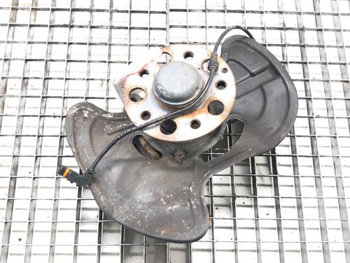 left-front-steering-knuckle-mercedes-benz-c-class-w204-2007-2008-2009-2010-2011-2012-2013-2014-2015-39278058 main image