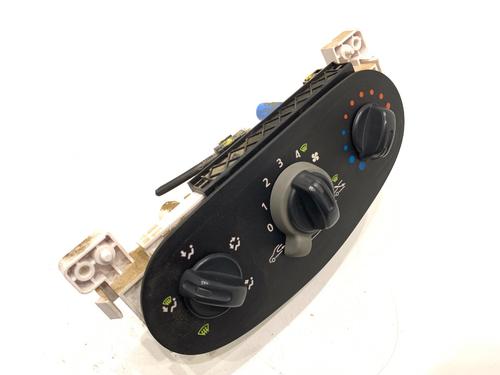 Climate control DACIA SANDERO 1.4 (BS0C, BS0A, BS0G, BS1F, BS0E) | BP39304617I5 - Image 2