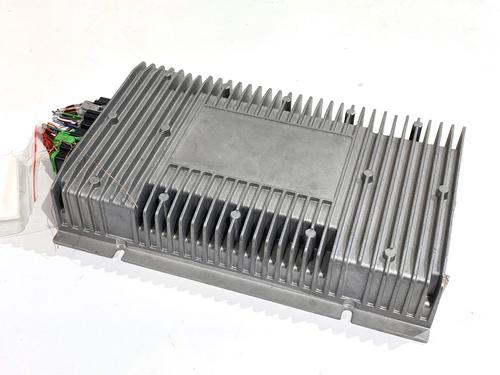 Used Electronic module Electronic module VW PHAETON (3D1, 3D2, 3D3, 3D4, 3D6, 3D7, 3D8, 3D9) 3.0 V6 TDI 4motion (240 hp) 39308699 39308699