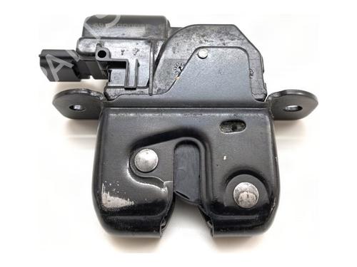 tailgate-lock-renault-megane-iii-hatchback-bz01_-b3_-2008-39368270 main image