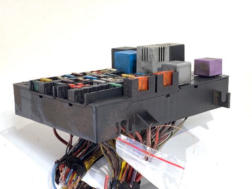 Fuse box OPEL MOVANO A Bus (X70) 2.2 DTI (JD) | BP39350663E1 - Image 2