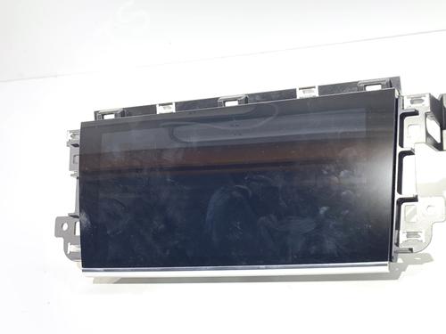 display-audi-a8-d5-4n2-4n8-4nc-4nl-2017-39309655 main image