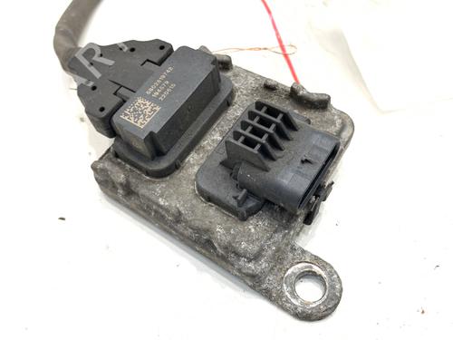 Electronic sensor IVECO DAILY VI Bus 50C18, 60C18 | BP39358563M84 - Image 2