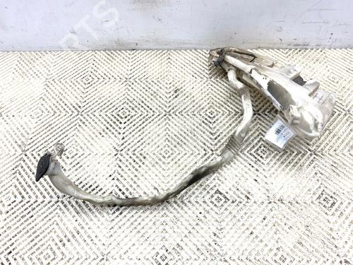 windscreen-washer-tank-bmw-5-f10-2009-2010-2011-2012-2013-2014-2015-2016-39299039 main image