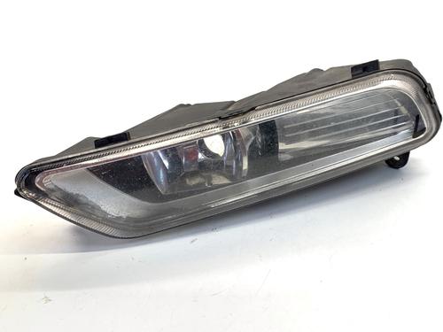 Used Left front fog light Left front fog light 39331679 39331679
