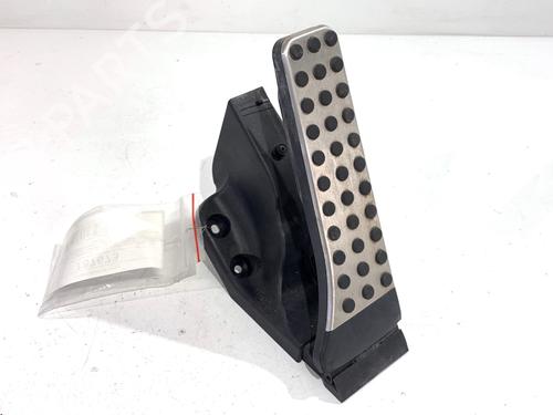 pedal-mercedes-benz-cls-c257-2017-39303704 main image