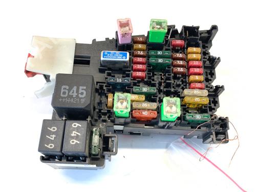 fuse-box-vw-passat-b8-variant-3g5-cb5-2014-39339426 main image