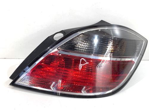 right-taillight-opel-astra-h-a04-2004-2005-2006-2007-2008-2009-2010-2011-2012-2013-2014-39346312 main image