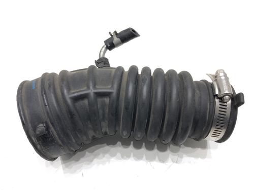 pipe-nissan-juke-f15-2010-2011-2012-2013-2014-2015-2016-2017-2018-2019-39284681 main image