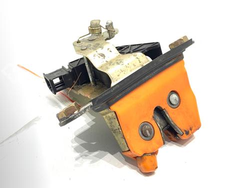Used Tailgate lock Tailgate lock 39304803 39304803