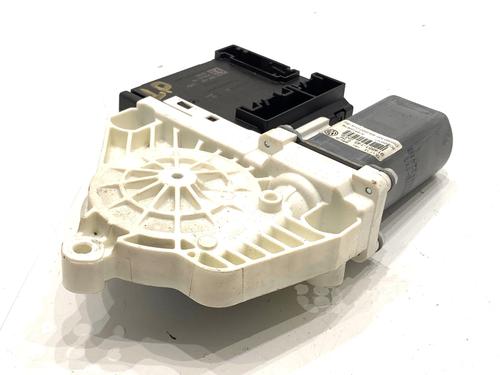 Left front window motor VW CC B7 (358) 2.0 TDI 4motion | BP39351975E21 - Image 2