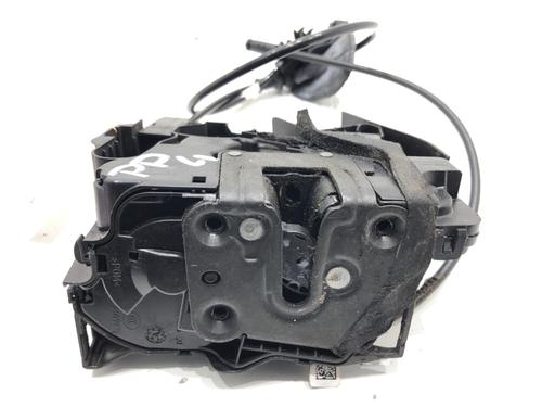 front-right-lock-renault-megane-iv-hatchback-b9amn_-2015-39309320 main image