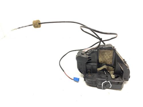 rear-left-lock-mercedes-benz-e-class-t-model-s211-2003-2004-2005-2006-2007-2008-2009-39300837 main image