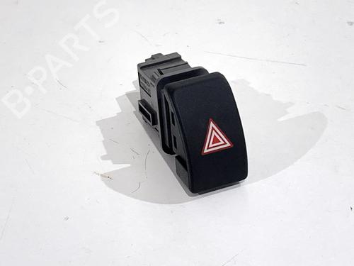 warning-switch-toyota-c-hr-_x1_-2016-39308149 main image