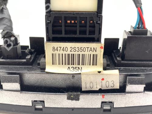 Warning switch HYUNDAI ix35 (LM, EL, ELH) 1.7 CRDi | BP40521687I22 - Image 3