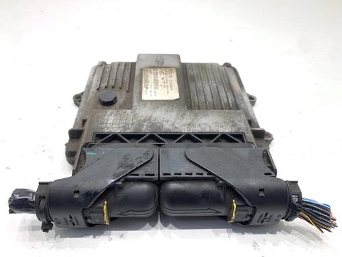 Used Engine control unit (ECU) Engine control unit (ECU) 39327413 39327413