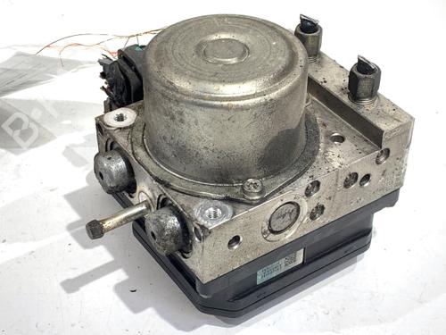 Used ABS pump ABS pump RENAULT KOLEOS I (HY_) 2.0 dCi 4x4 (HY0K) (150 hp) 39340843 39340843