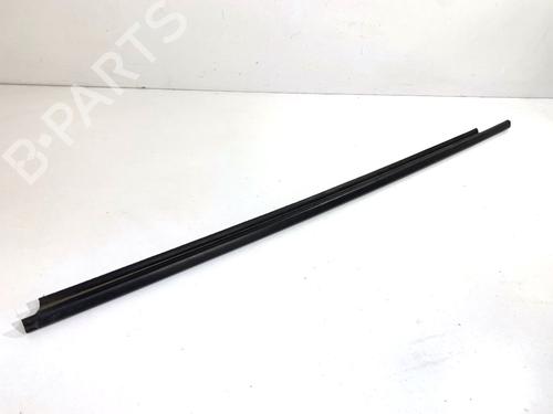 Used Door moulding trim Door moulding trim 39334209 39334209