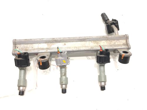 Used Injection rail Injection rail 39281861 39281861