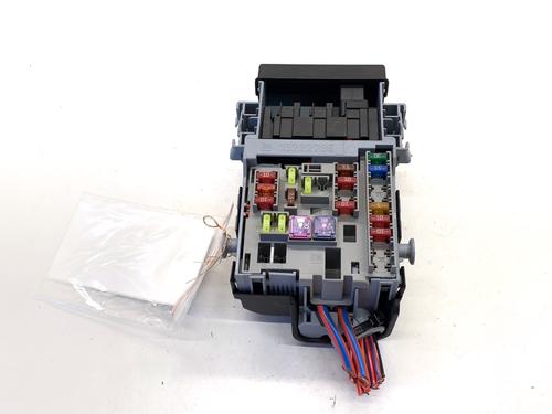 Used Fuse box Fuse box 39325594 39325594