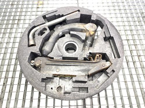 jack-kit-vw-golf-v-1k1-2003-2004-2005-2006-2007-2008-2009-2010-39298473 main image