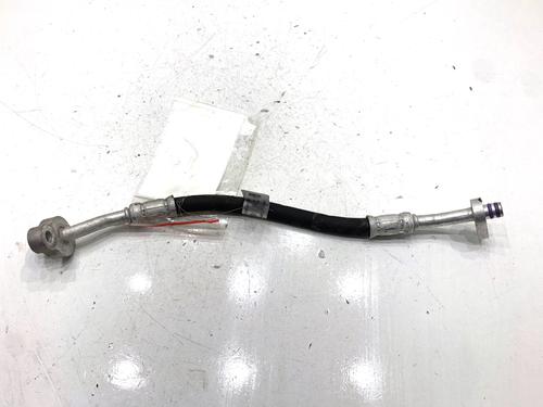 ac-pipe-jaguar-e-pace-x540-2017-39324501 main image