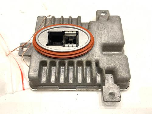 xenon-ballast-bmw-5-touring-f11-2009-2010-2011-2012-2013-2014-2015-2016-2017-39295206 main image