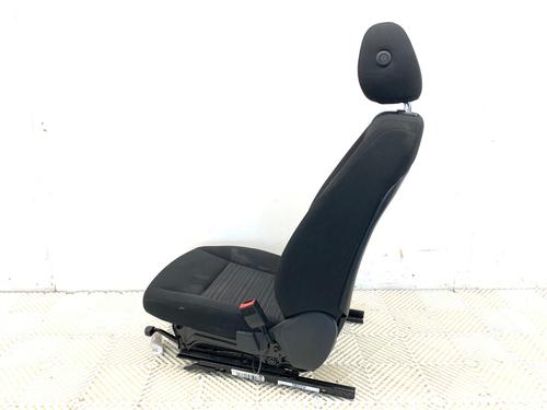 Right front seat MERCEDES-BENZ A-CLASS (W176) A 180 (176.042) | BP39358817C16 - Image 6