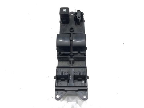 switch-mitsubishi-mirage-space-star-vi-hatchback-a0_a-2012-39286116 main image