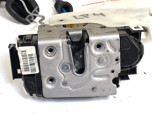 front-left-lock-mercedes-benz-e-class-t-model-s212-2009-2010-2011-2012-2013-2014-2015-2016-39295333 main image