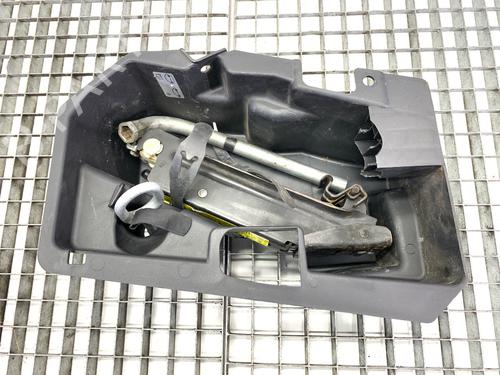Used Jack Kit Jack Kit 39314289 39314289