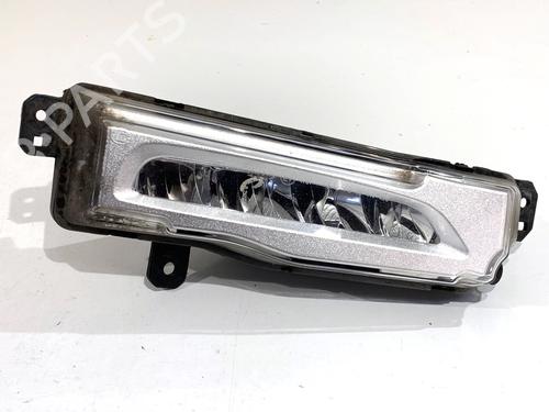 Used Right daytime light Right daytime light 39340157 39340157