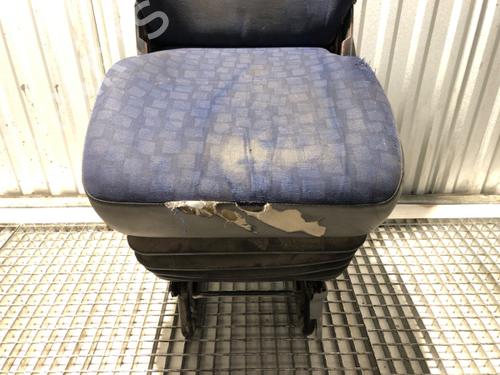 Left front seat IVECO DAILY III Bus 35 S 12, 35 C 12, 40 C 12 | BP40490476C15 - Image 11