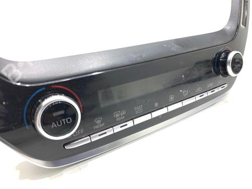Climate control TOYOTA COROLLA Estate (_E21_) 1.8 Hybrid (ZWE211) | BP39347973I5 - Image 2