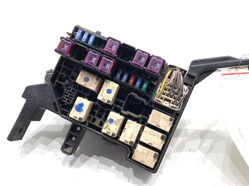 Fuse box SUZUKI SWIFT III (MZ, EZ) 1.3 (RS413, ZC11S) | BP39302273E1 - Image 3