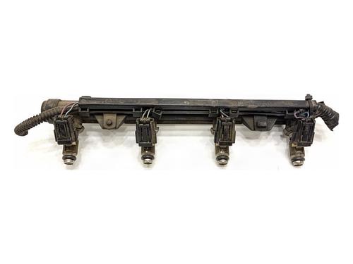 Used Injection rail Injection rail 39374485 39374485