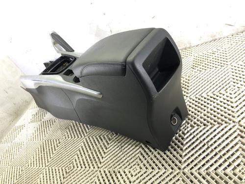 Middle console RENAULT KADJAR (HA_, HL_) 1.6 dCi 130 4x4 (HLA4) | BP39283838I22 - Image 3