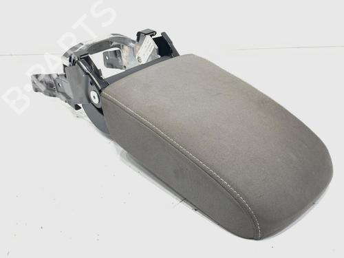 Used Armrest / Center console Armrest / Center console 39288751 39288751